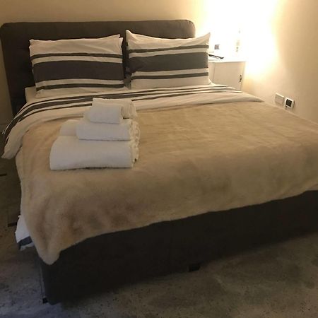 Thea Monza Hotel Екстериор снимка
