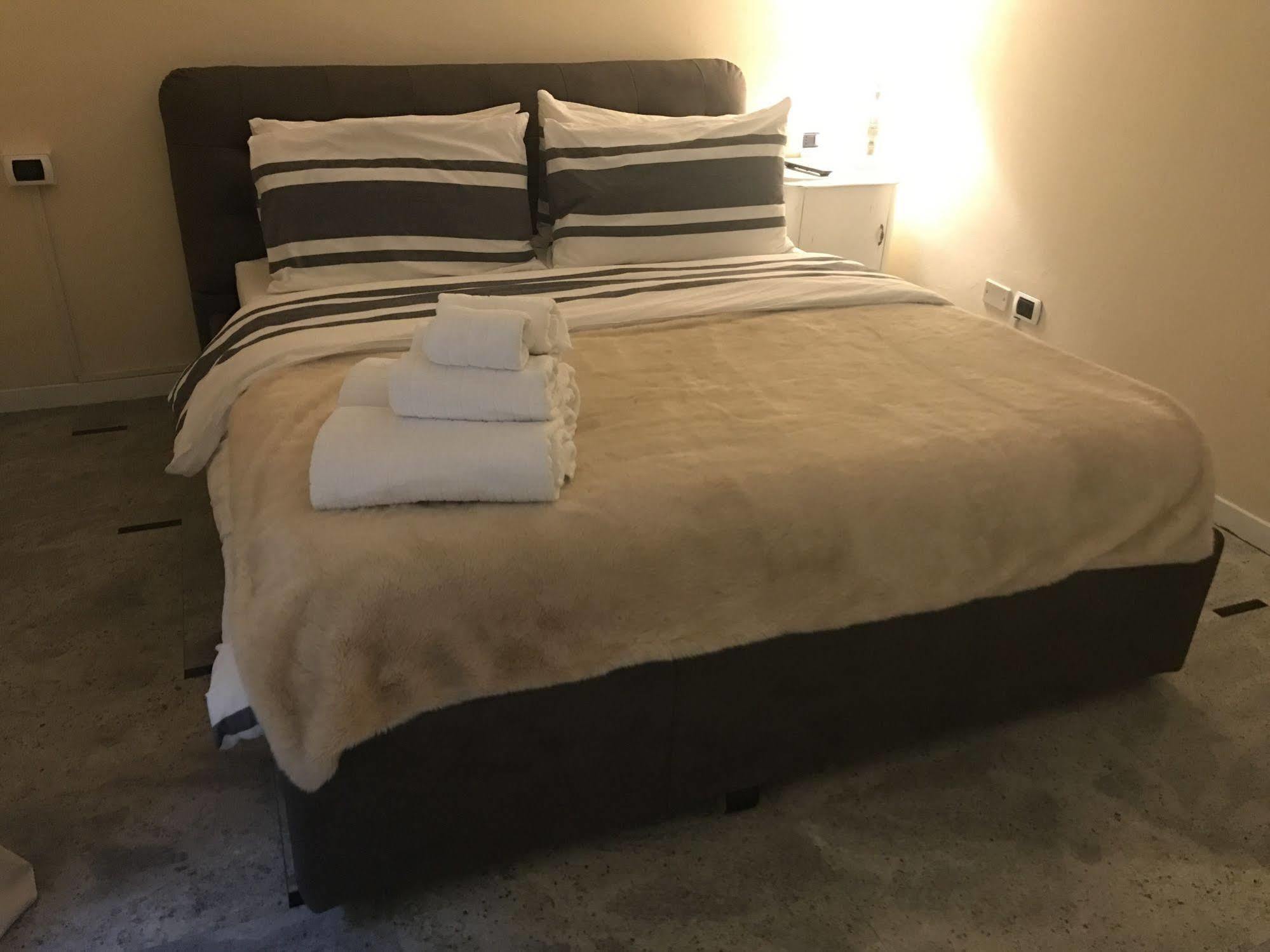 Thea Monza Hotel Екстериор снимка