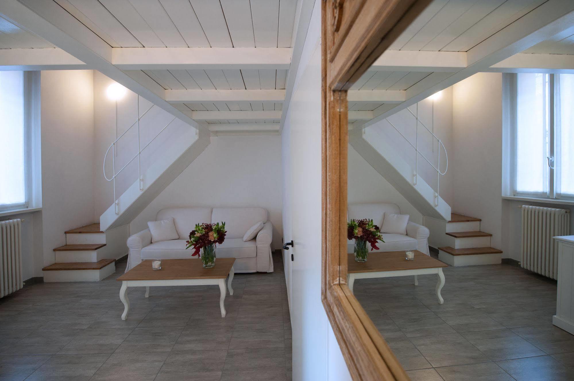 Thea Monza Hotel Екстериор снимка