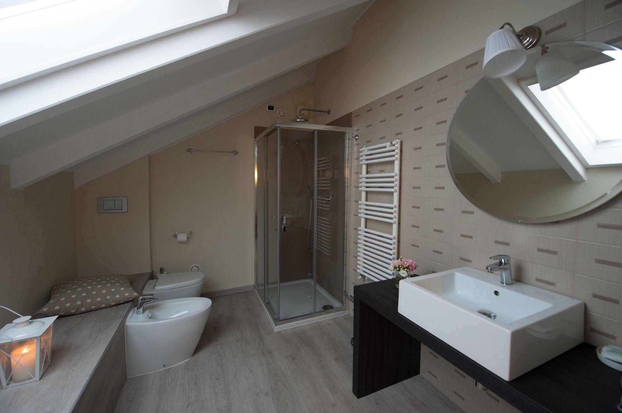 Thea Monza Hotel Екстериор снимка